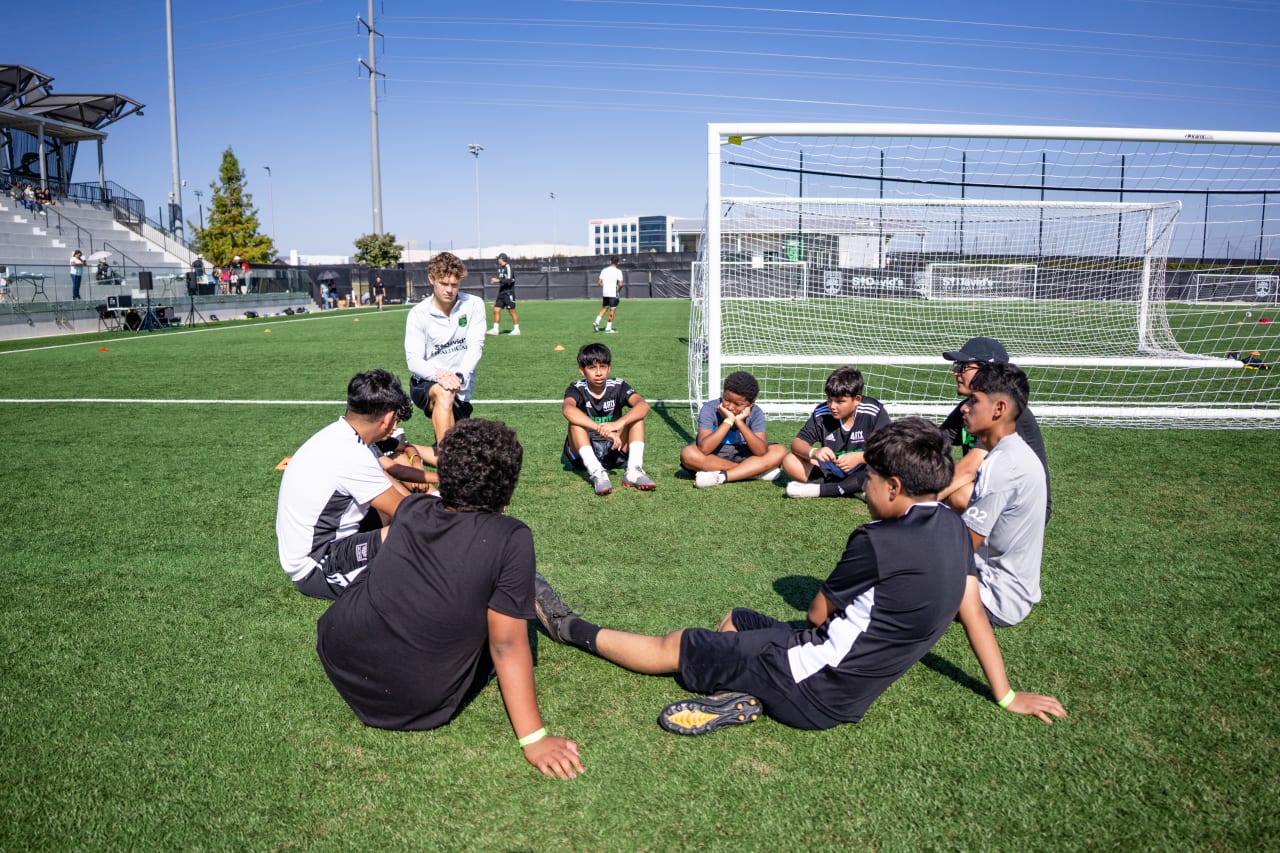 ATXFC_20251116_VLEndofYear_NG100311