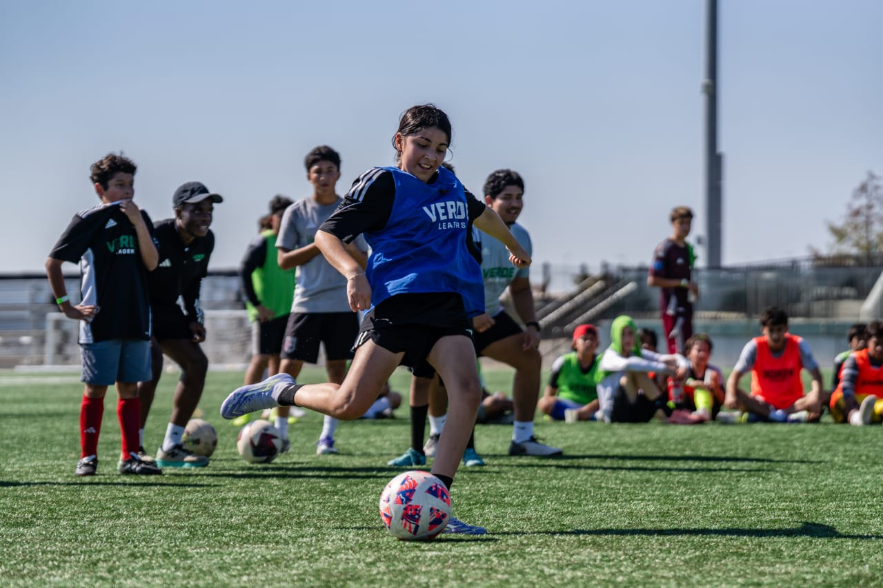 ATXFC_20251116_VLEndofYear_NG100530