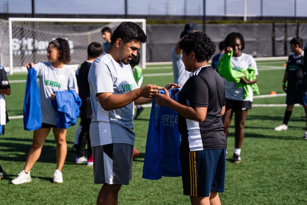 ATXFC_20251116_VLEndofYear_NG100030