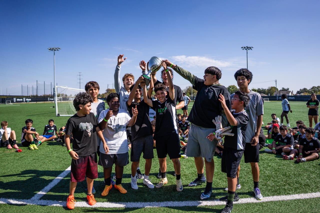 ATXFC_20251116_VLEndofYear_NG100582